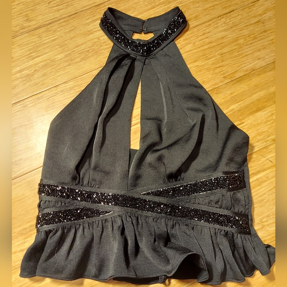 ⭐️ 3/ $30 Express crop black sparkle top, size 4 - Picture 13 of 16